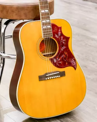 Epiphone - Inspired by Gibson Masterbilt Hummingbird - Aged Antique Natural